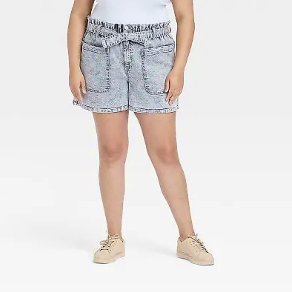 Ava and Viv plus size paper bag waist shorts